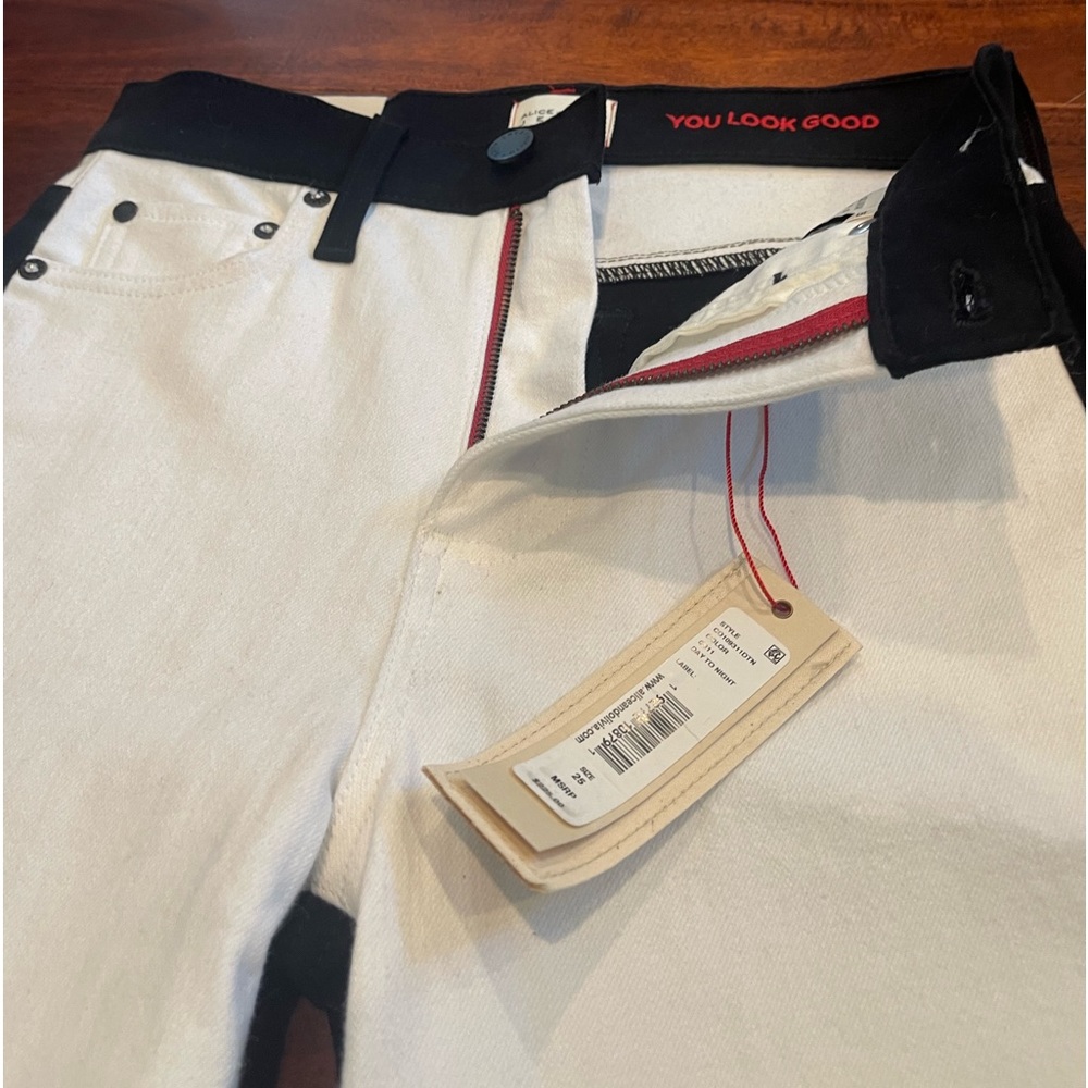 BNWT ALICE & OLIVIA Two Tone Skinny jeans